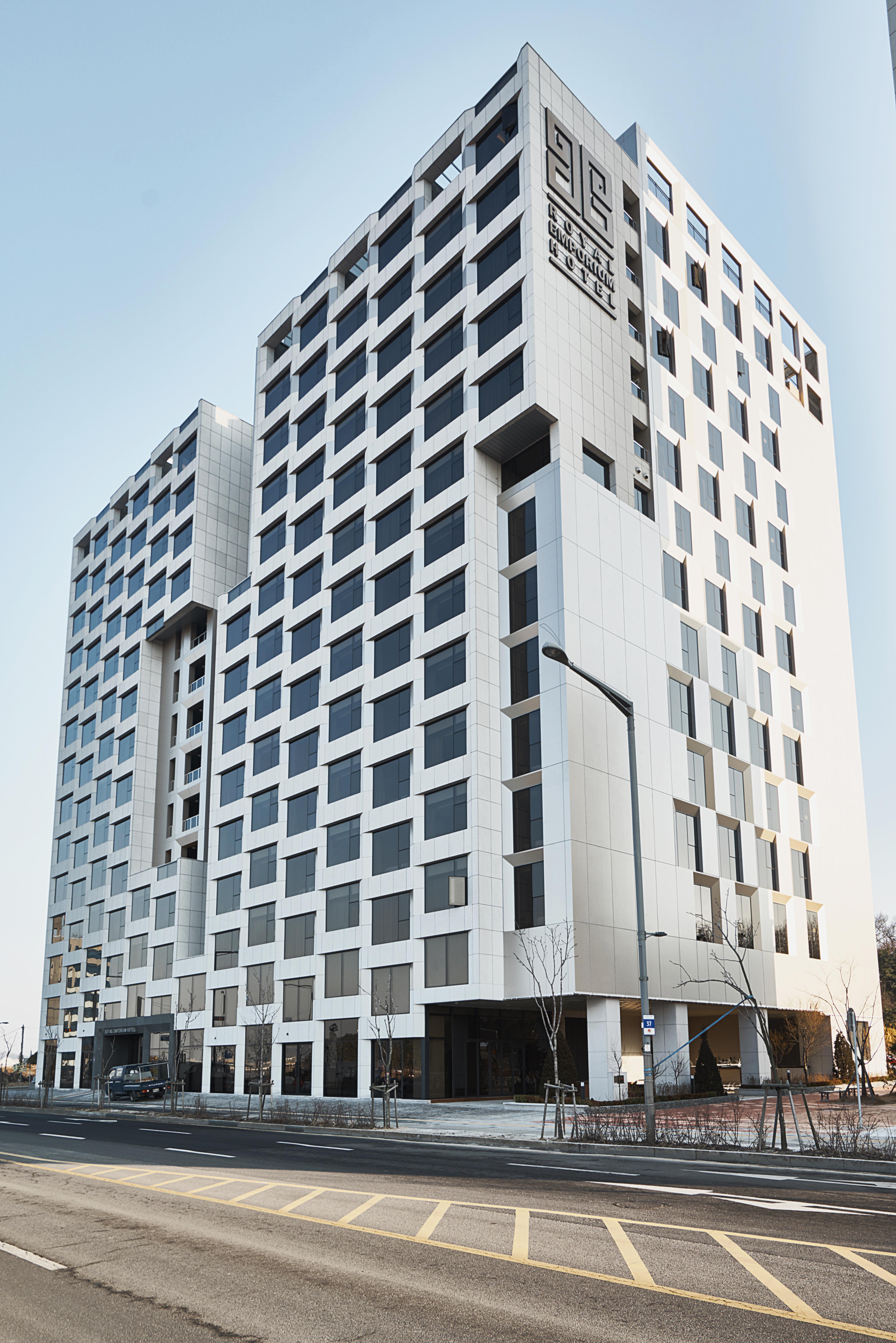 מלון Royal Emporium Incheon Airport מראה חיצוני תמונה